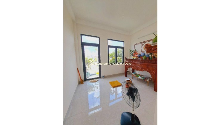 Bán nhà 100m2, 3 tầng, 3PN, 4WC, Trung Mỹ Tây 2A, Q12, 5.6 tỷ - Sổ Hồng